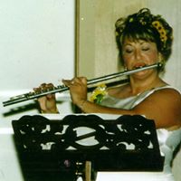 Julie Capps Photo 26