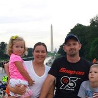 Stephanie Meyers Photo 30