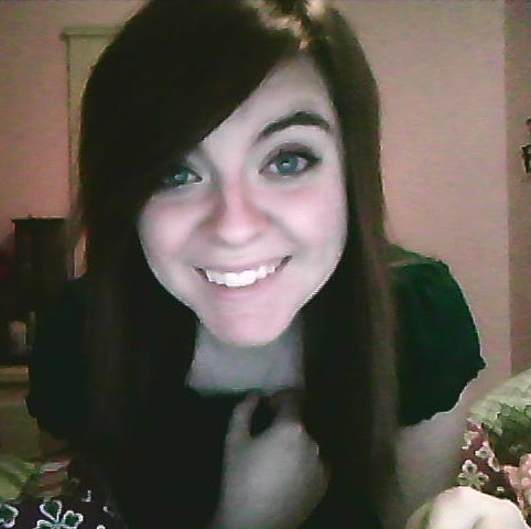 Emily Rhoades Photo 4