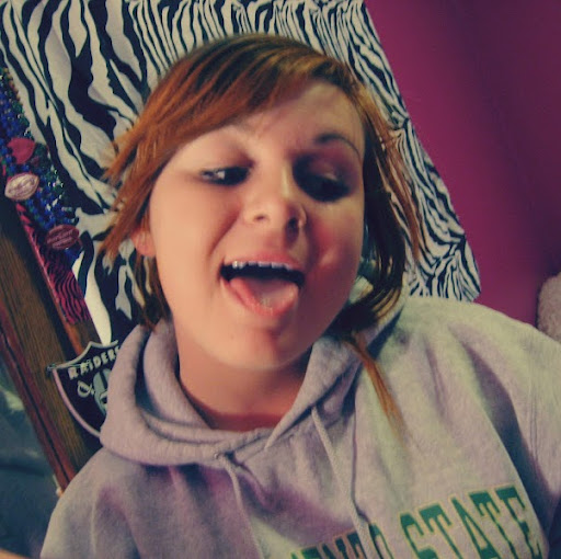 Jackie Moore Photo 32