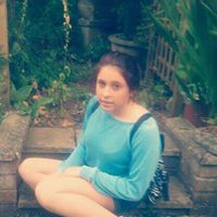 Charlotte Davison Photo 7