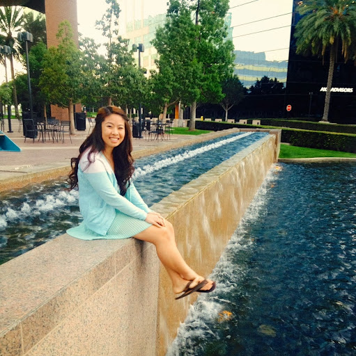 Tina Vuong Photo 15