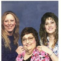 Debbie Blevins Photo 32