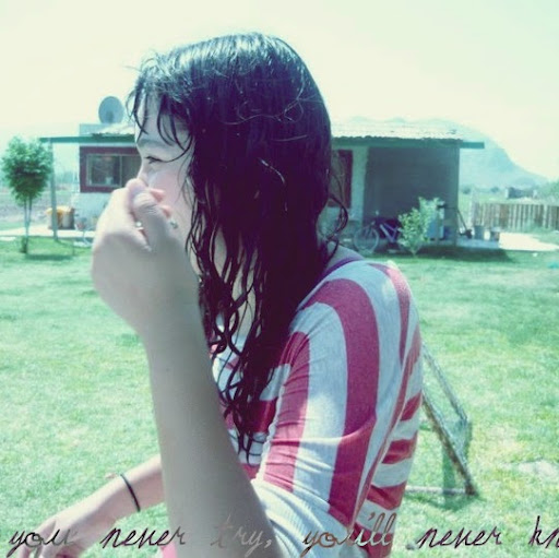 Ana Saenz Photo 11