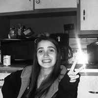 Laura Higginbotham Photo 20