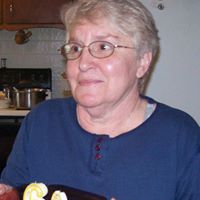Carole Hurley Photo 19