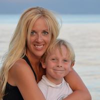 Sara Lander Photo 15