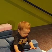 Robin Aldridge Photo 17