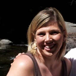 Michele Hopkins Photo 10
