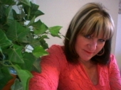 Julie Hicks Photo 8