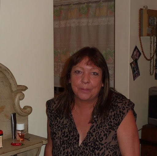 Vicki Daniel Photo 10