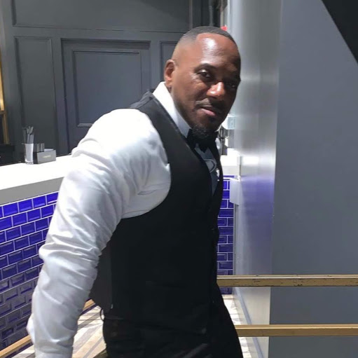 Julius Martin Photo 17