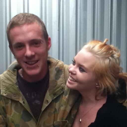 Sarah Olsen Photo 11