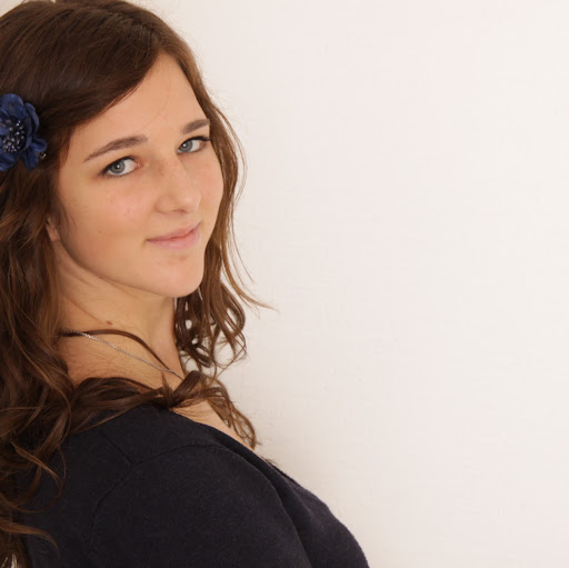 Ruth Schneider Photo 16