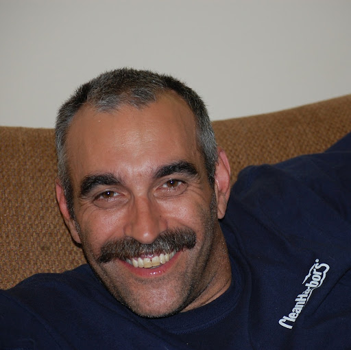 Kevin Pollock Photo 8