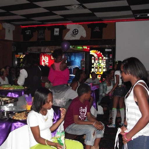 Darren Fields Photo 15