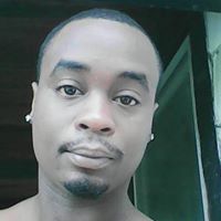 Chris Strong Photo 37