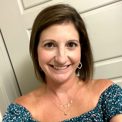 Stacy Freitas Photo 17