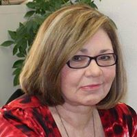 Carolyn Dale Photo 26