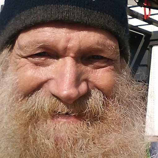 Robert Magee Photo 38