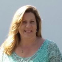 Anne Abbott Photo 21