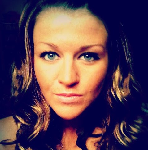 Stephanie Bruce Photo 35