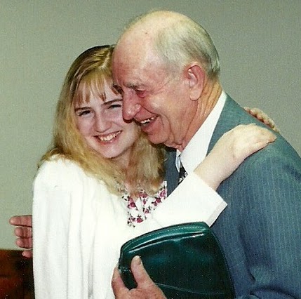 Elizabeth Mcguire Photo 23