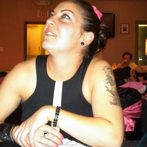 Mallory Davis Photo 39