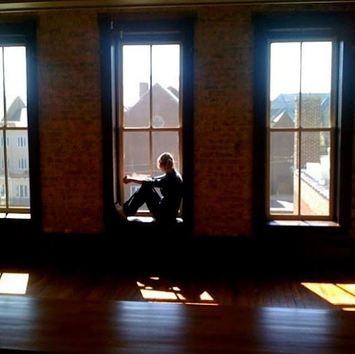 Robyn Owens Photo 10