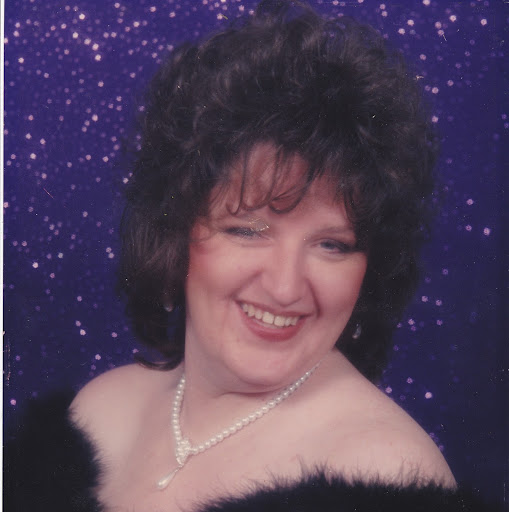 Pamela Hendrix Photo 6