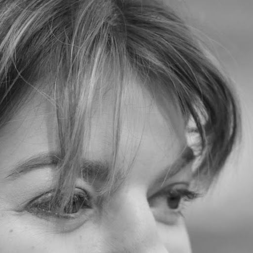 Pamela Little Photo 18