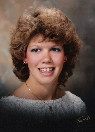 Paula Howell Photo 33