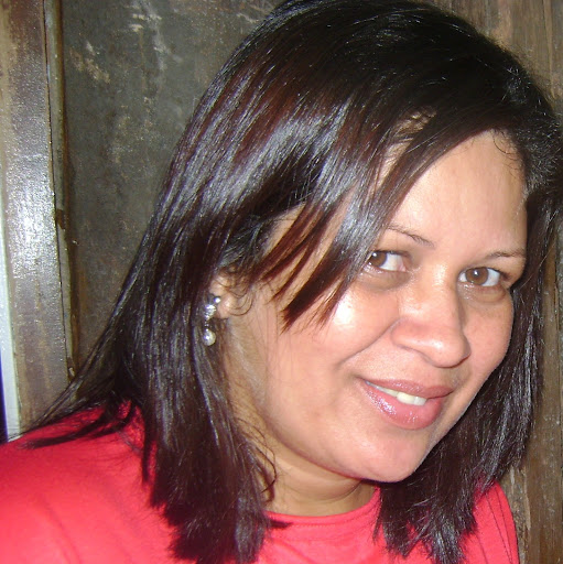 Mary Bueno Photo 10