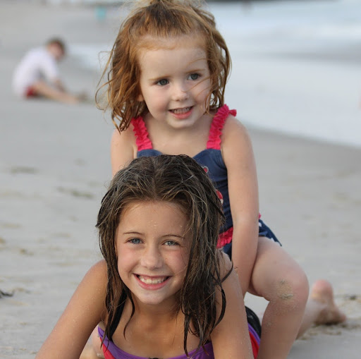 Lindsay Kramer Photo 35