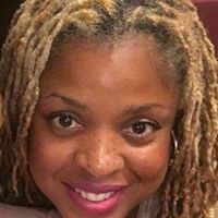 Tori Roberson Photo 7