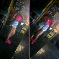 Vanessa Myers Photo 16