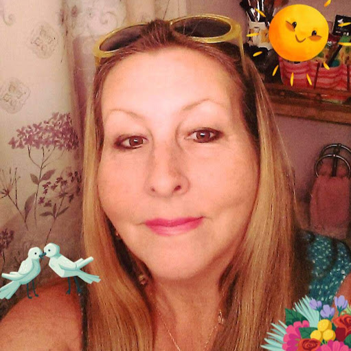 Elizabeth Healey Photo 12