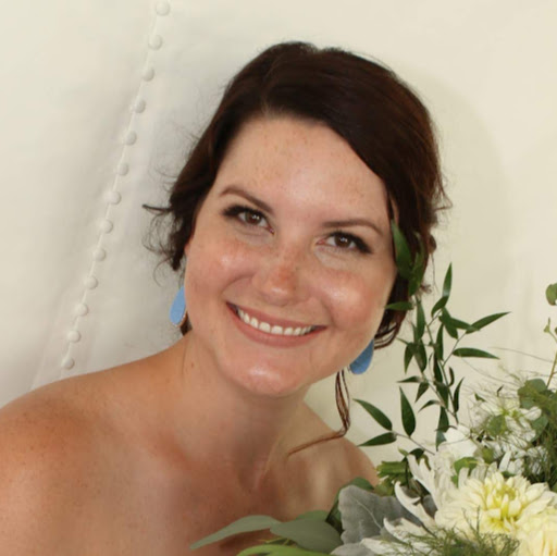 Erin Smith Photo 22