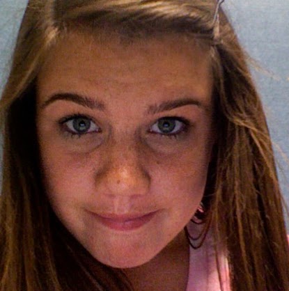 Kelli Farris Photo 5