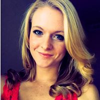 Claire Browning Photo 10