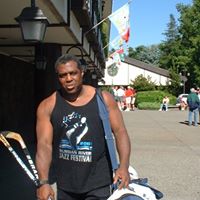 Adrian Garrett Photo 16