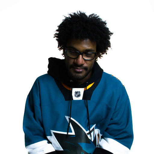 Julian Edwards Photo 26