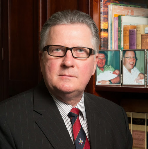 Peter Hanlon Photo 29