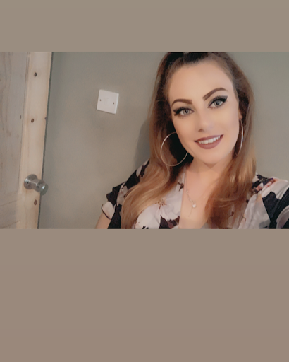 Rebecca O'Neill Photo 19