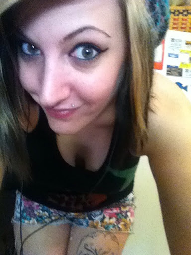 Sarah Deal Photo 13