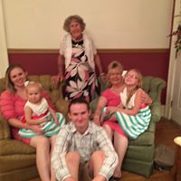 Jennifer Hurt Photo 18