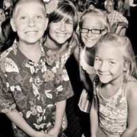 Sandra Mann Photo 29