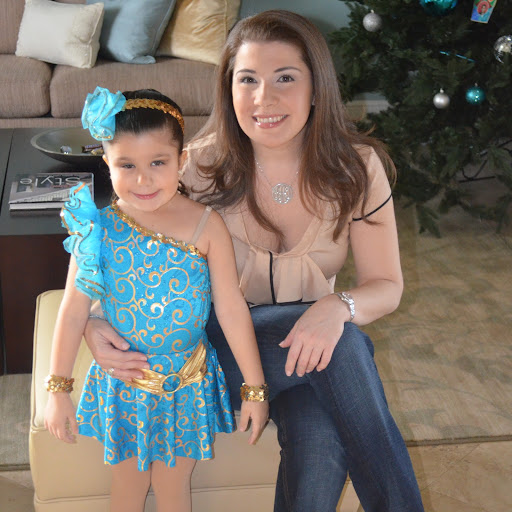Leemarie Alvarez Photo 5