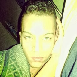 Aaron Lloyd Photo 17
