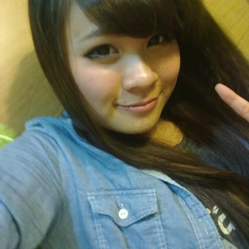 Amy Truong Photo 16
